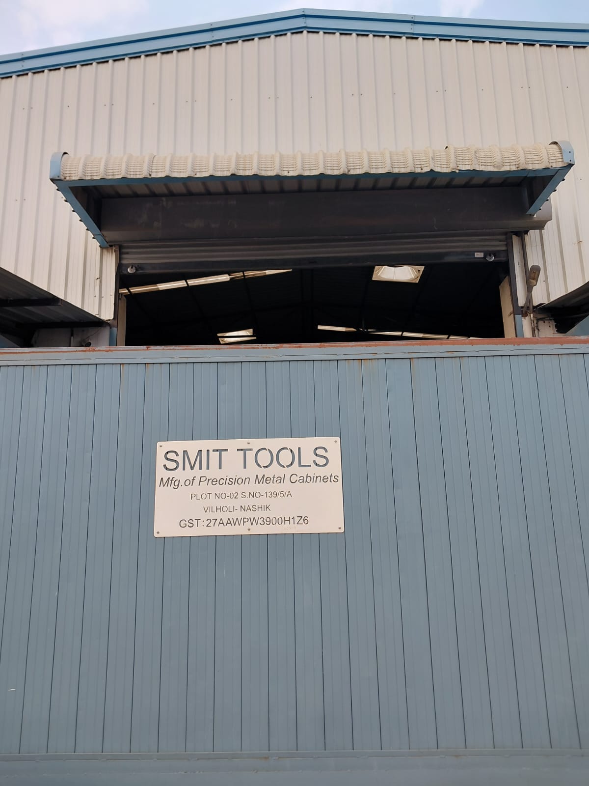 SMIT TOOLS Registered Facility Entrance & Identity